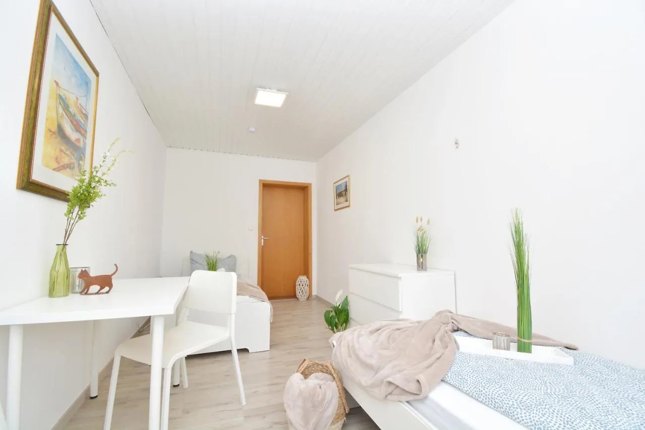 Co02-Hi Apartment In Κόμπουργκ